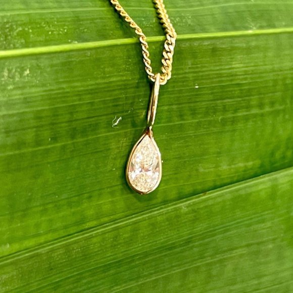 Solid 14k Diamond Pendant 15 x 4 mm. - Picture 1 of 4